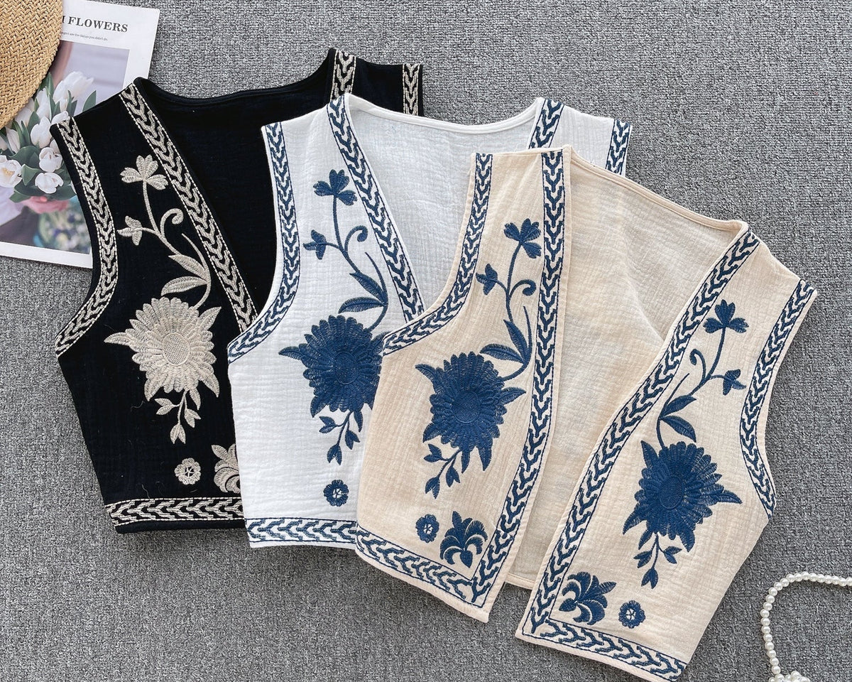 Etnik Tarz Nakışsız Yelek