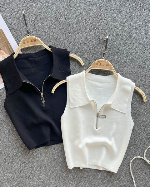 Yaka Detaylı Kolsuz Triko Üst