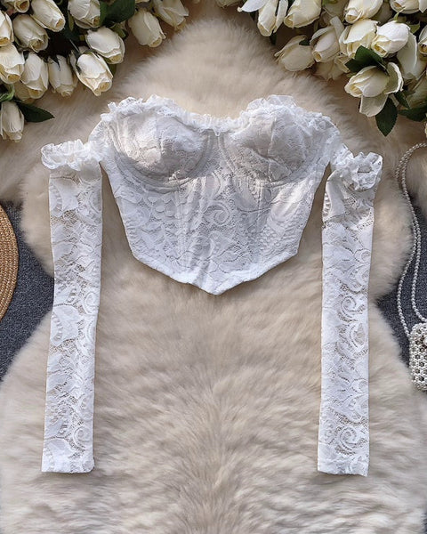 Fransız Tarzı Askısız Volanlı Üst