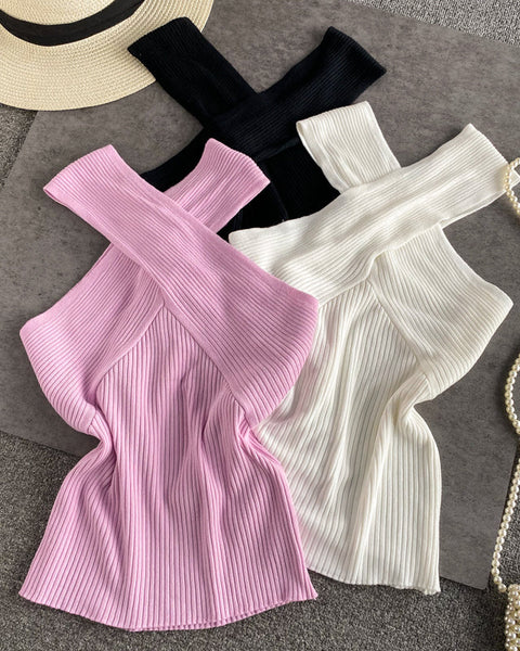 Kolsuz Çapraz Halter Triko Üst