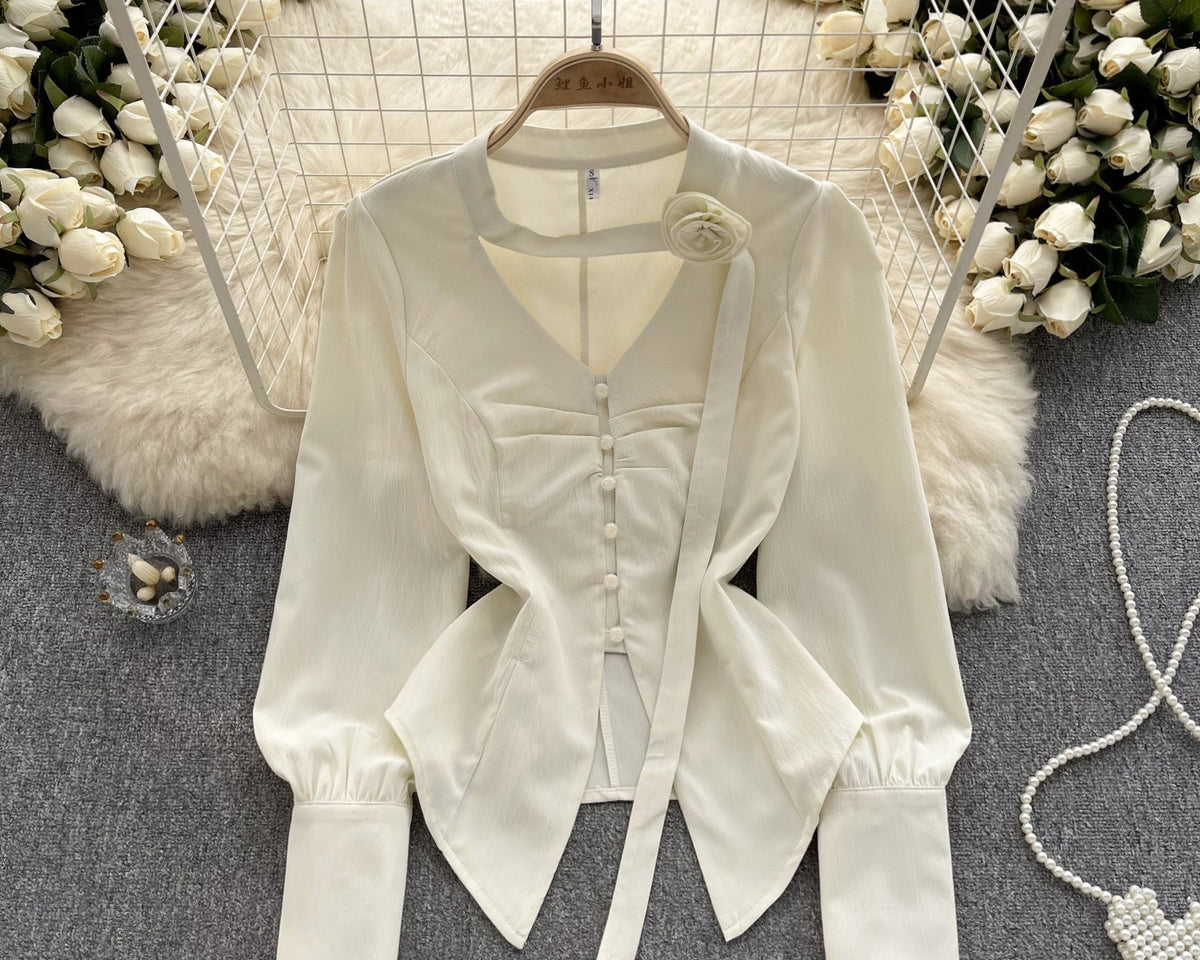 3D Çiçek Desenli Bağcıklı Plise Gömlek