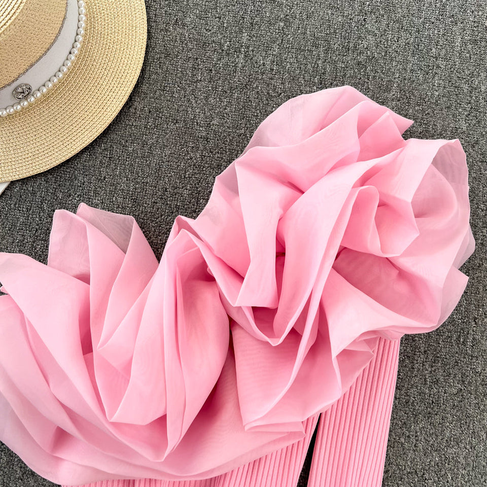 Pembe 3D Çiçekli Tek Omuz Tişört