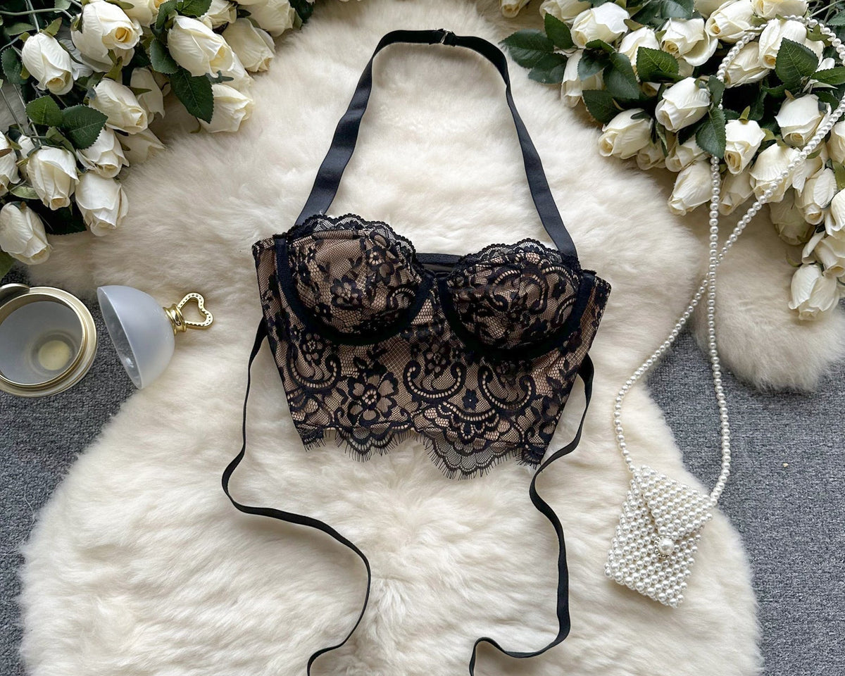 Amelia Şık Dantel Nakışlı Büstiyer