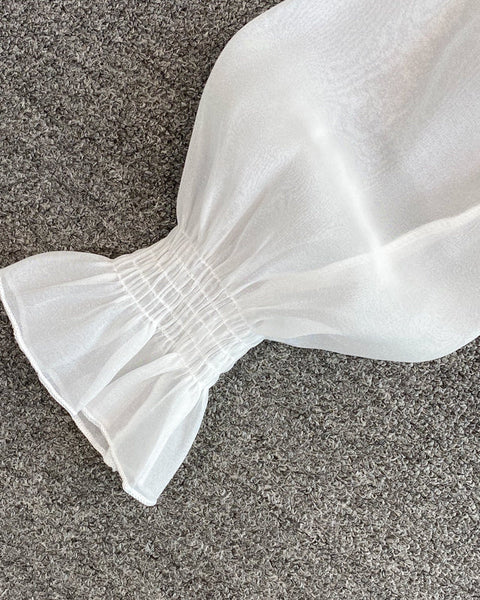 Dantel Kare Yaka İpli Gömlek