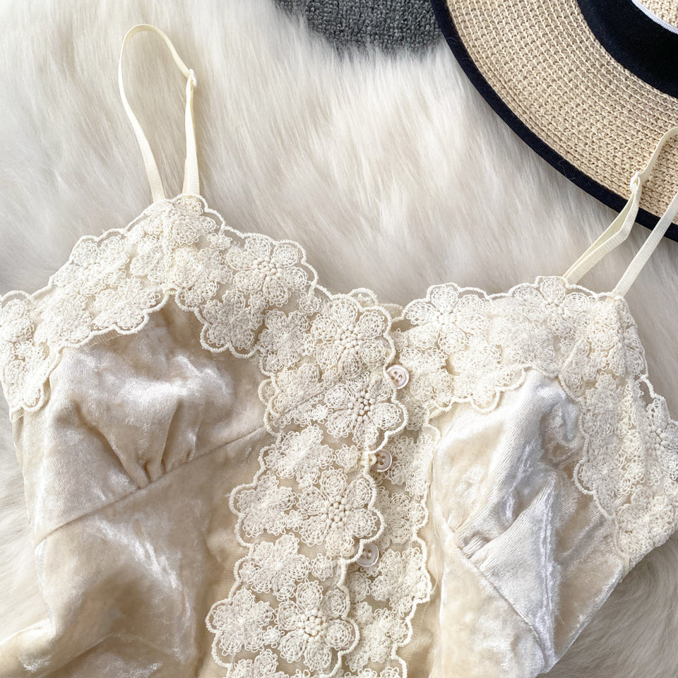 Dantel Patchwork Süet Askılı Bluz