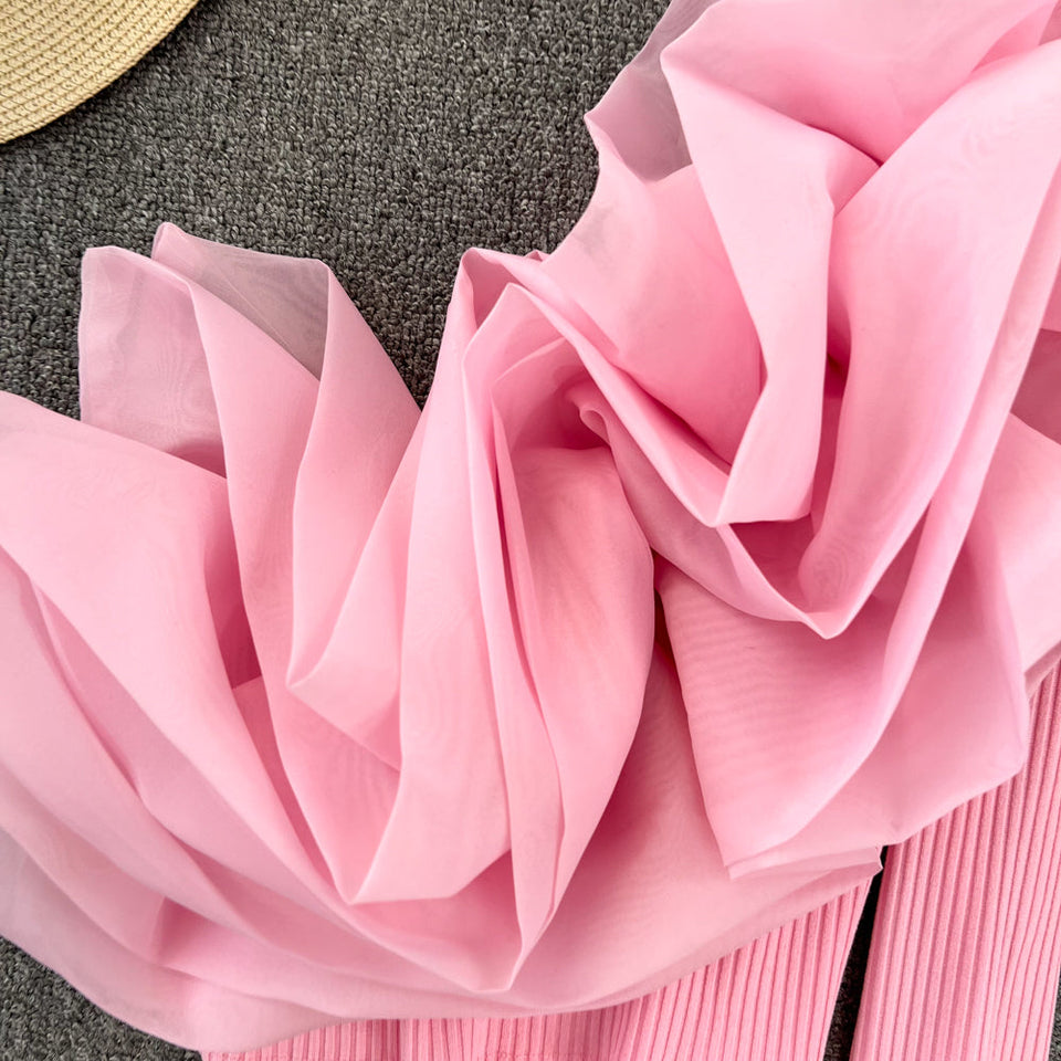 Pembe 3D Çiçekli Tek Omuz Tişört