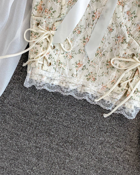 Dantel Kare Yaka İpli Gömlek