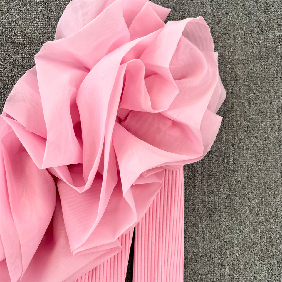 Pembe 3D Çiçekli Tek Omuz Tişört