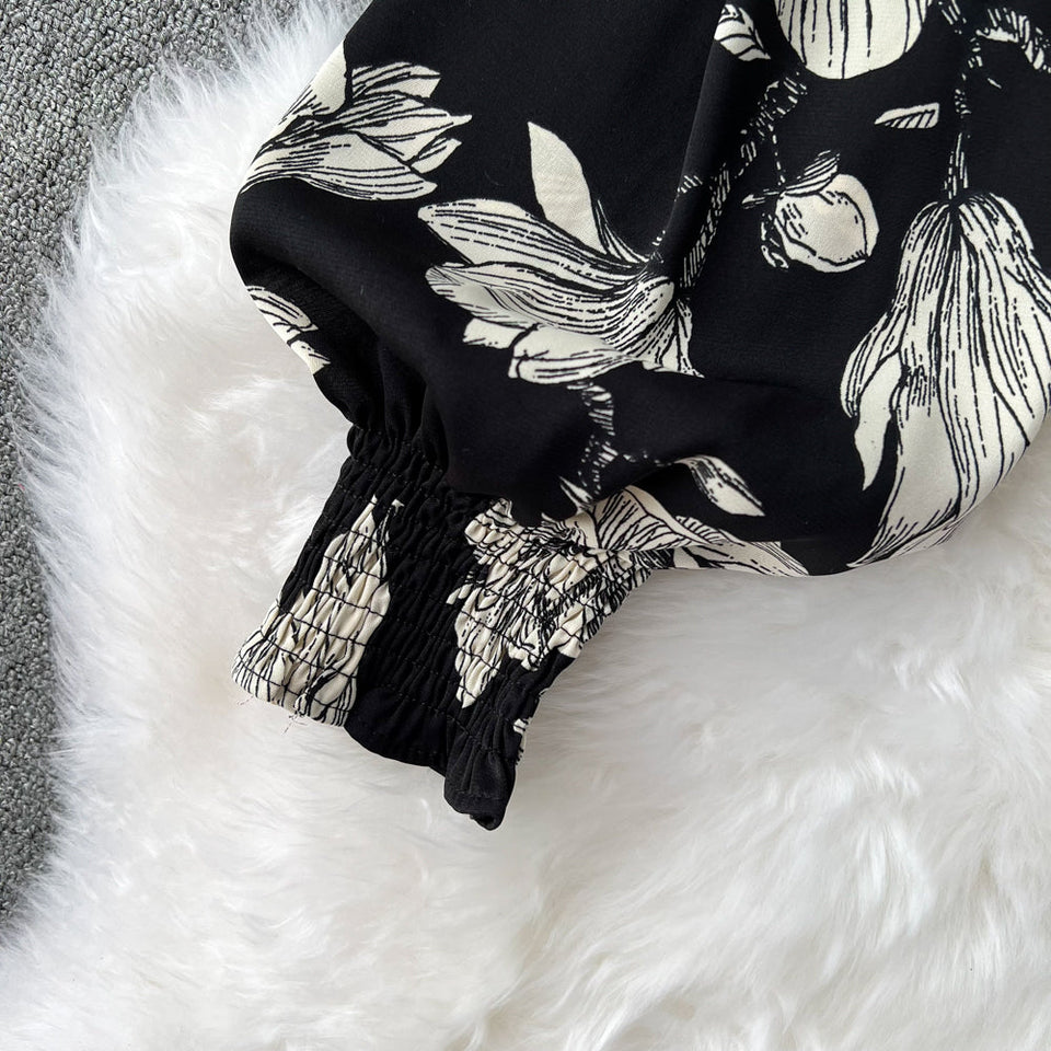 V-yaka Fırfırlı Kol Çiçekli Gömlek