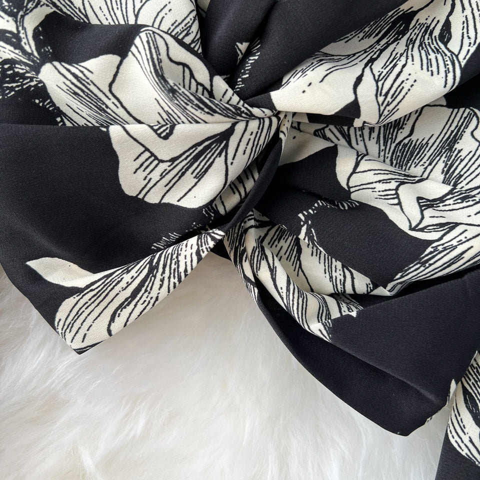 V-yaka Fırfırlı Kol Çiçekli Gömlek