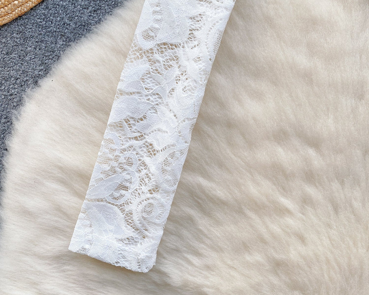 Fransız Tarzı Askısız Volanlı Üst