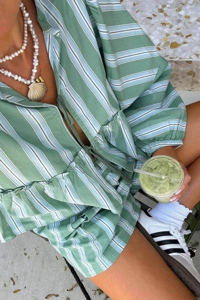 Çizgili Desenli Gömlek ve Şort Seti