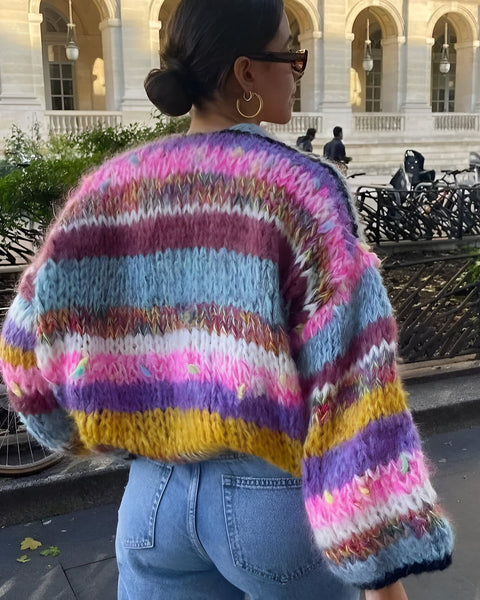 Aşırı büyük ve renkli Hırka