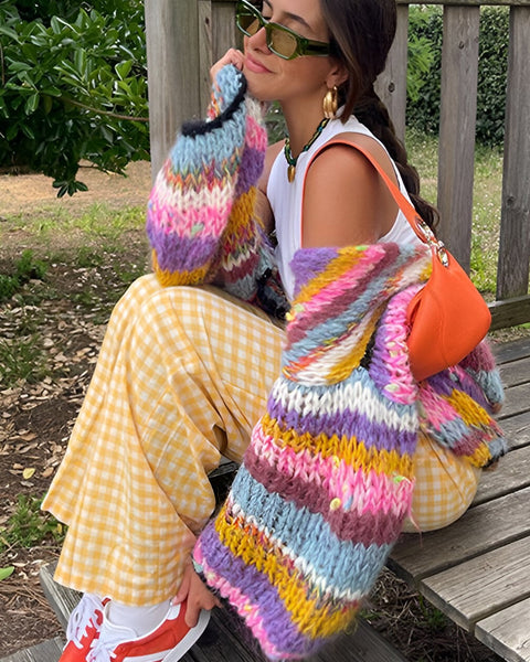 Aşırı büyük ve renkli Hırka