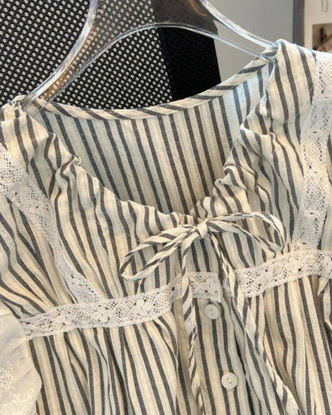 Bağcıklı Volan Kol Çizgili Bluz