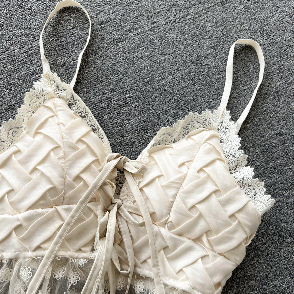 Tatlı Dantel V Yaka Dokuma Desenli Bluz