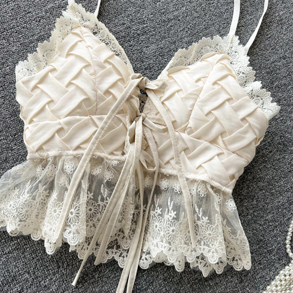 Tatlı Dantel V Yaka Dokuma Desenli Bluz