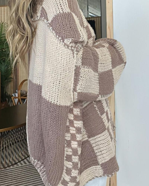 Açık Önlü ve Uzun Kollu Kareli Hırka