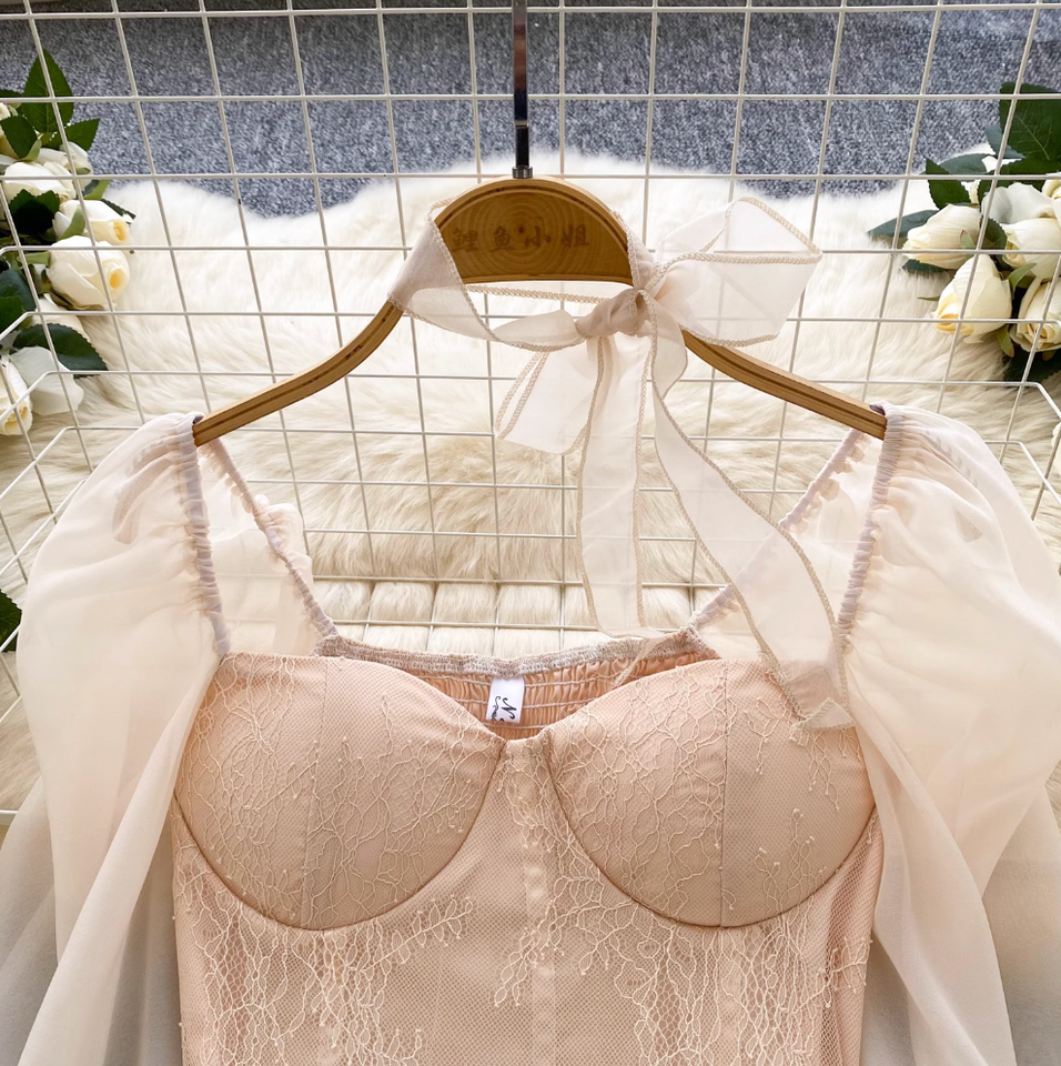 Dantel Patchwork Üstü ile File Choker