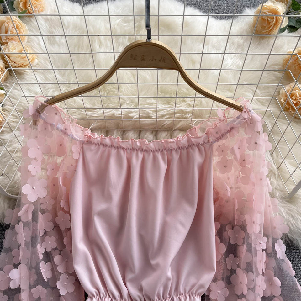 Omuzdan Açık Kısa File Çiçekli Bluz