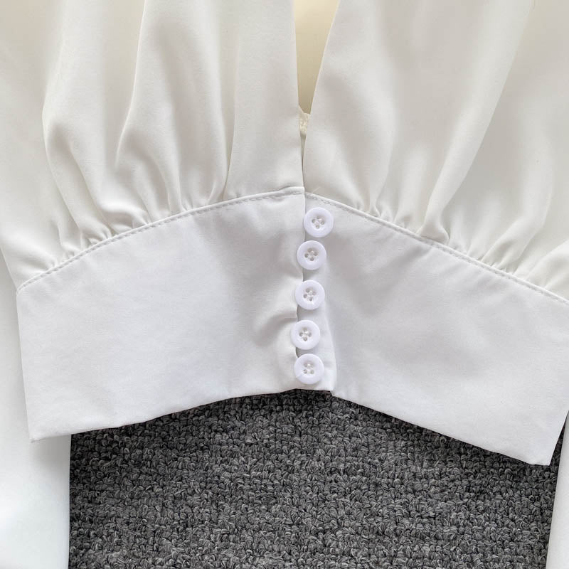 Derin V-yaka düğmeli kısa kabarık kollu gömlek