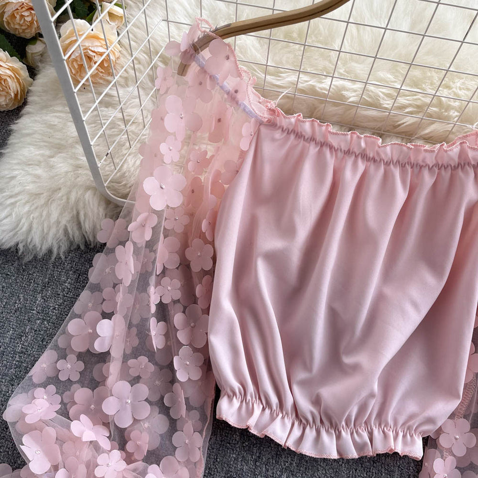 Omuzdan Açık Kısa File Çiçekli Bluz