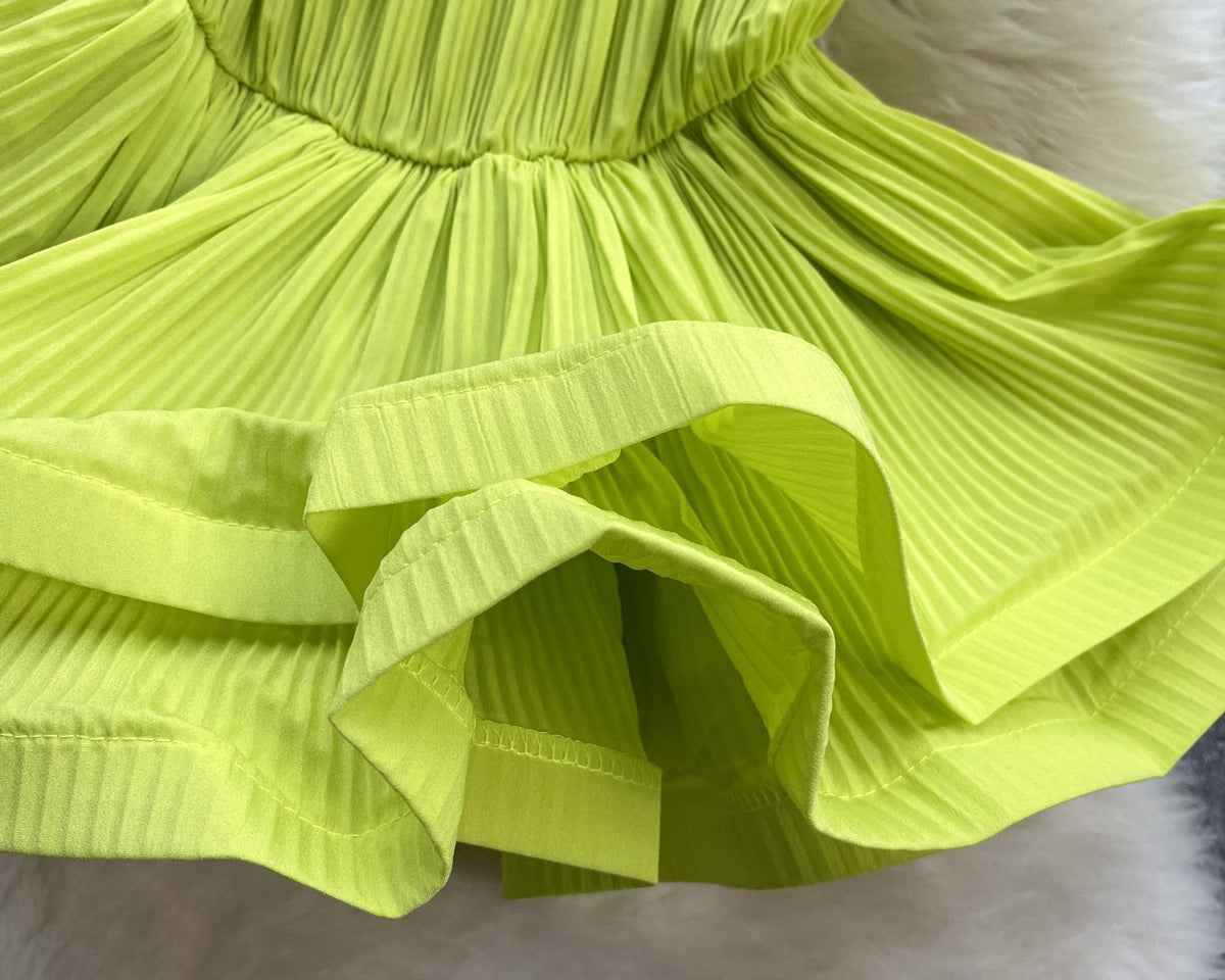 Düzensiz Tasarım Bağcıklı Volanlı Üst