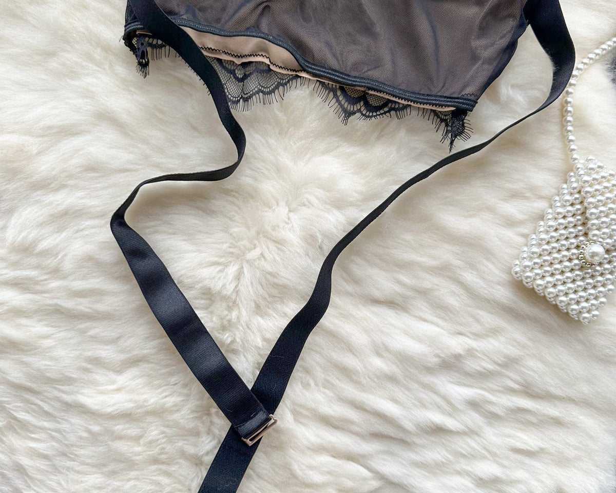 Amelia Şık Dantel Nakışlı Büstiyer