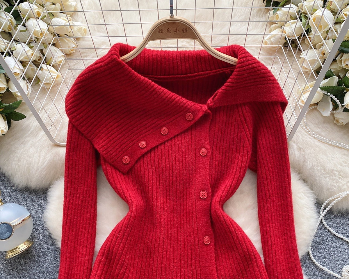 Yaka Detaylı Düz Renk Triko