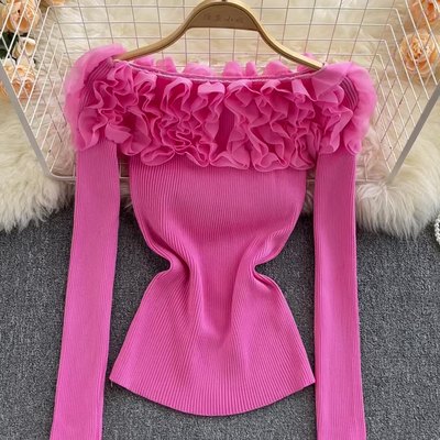 Askılı 3D Çiçek Desenli Triko Üst