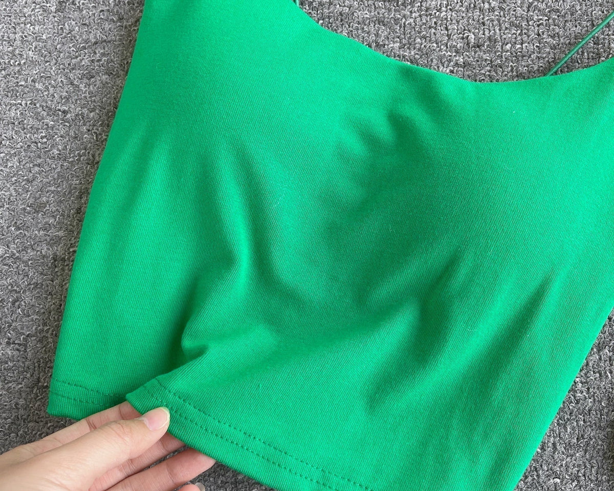 Basit Tasarım Şeker Renk Kolsuz Bluz