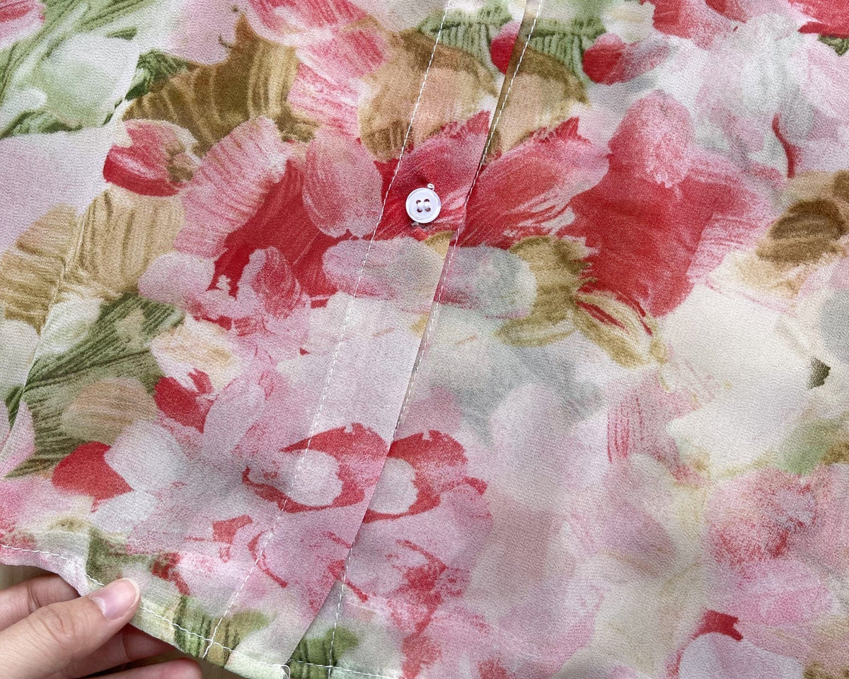 Bahar Çiçekli Desenli Şifon Bluz