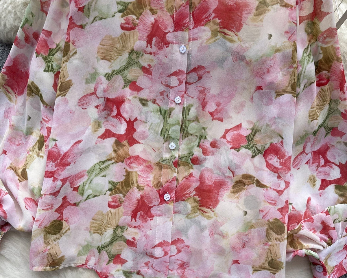 Bahar Çiçekli Desenli Şifon Bluz