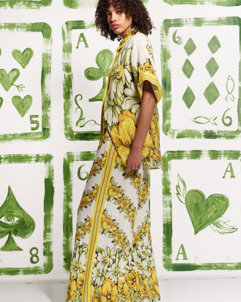 Anastasie – Orta uzunlukta kollar ve çiçek deseni ile pantolon seti