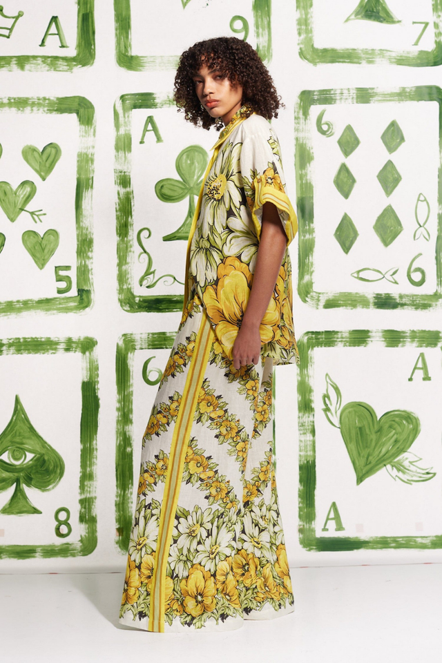 Anastasie – Orta uzunlukta kollar ve çiçek deseni ile pantolon seti