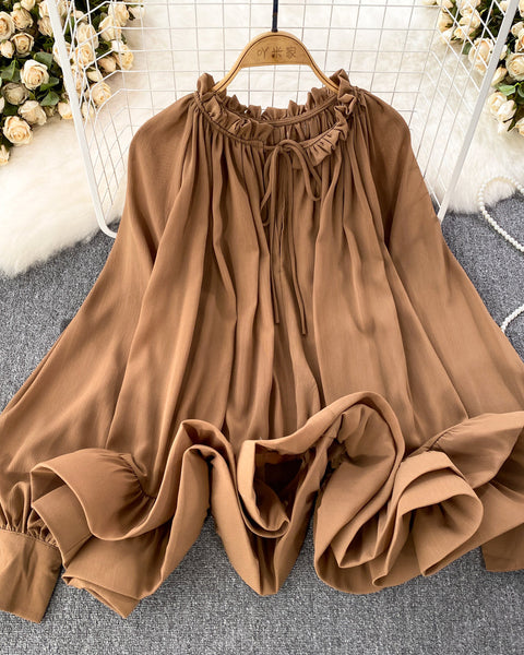 Yuvarlak Yaka Volanlı Şifon Bluz