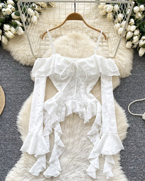 Düzensiz Tasarım Volanlı Askılı Bluz