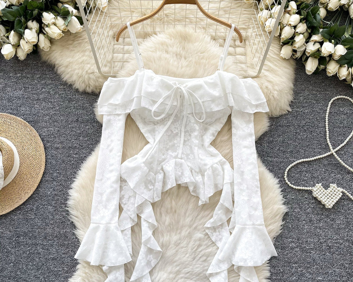 Düzensiz Tasarım Volanlı Askılı Bluz