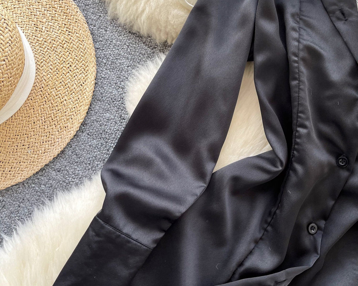 Dantel V-yaka Siyah Saten Gömlek