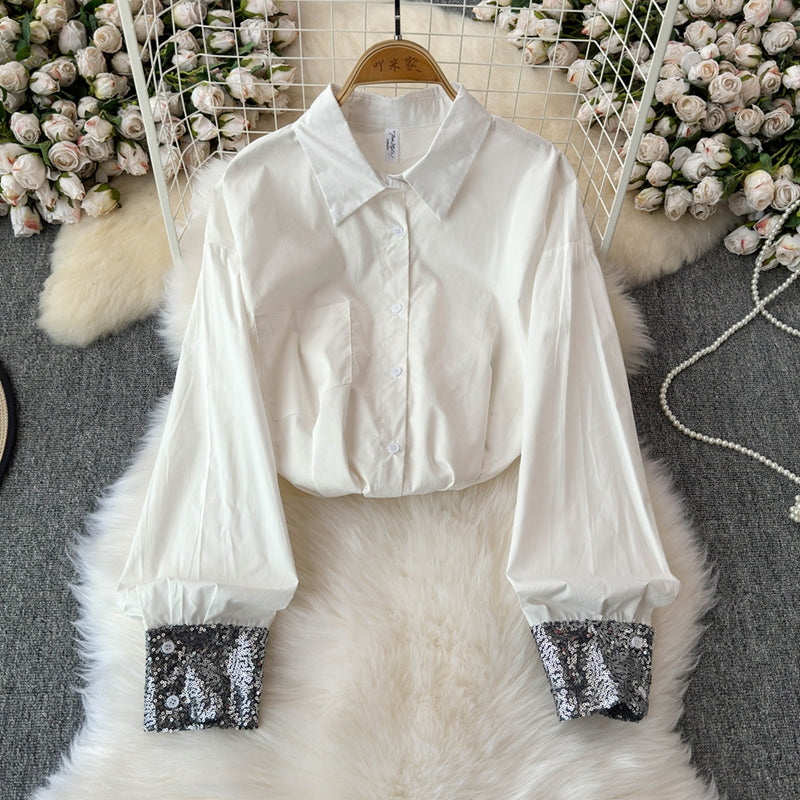 Çiçek Desenli Manşetli Patchwork Beyaz Gömlek