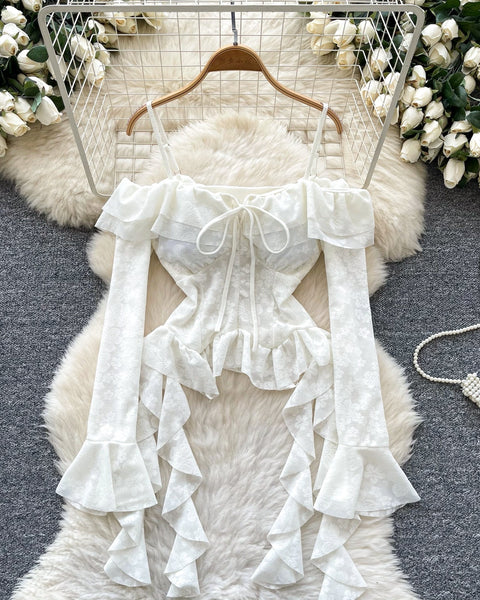 Düzensiz Tasarım Volanlı Askılı Bluz