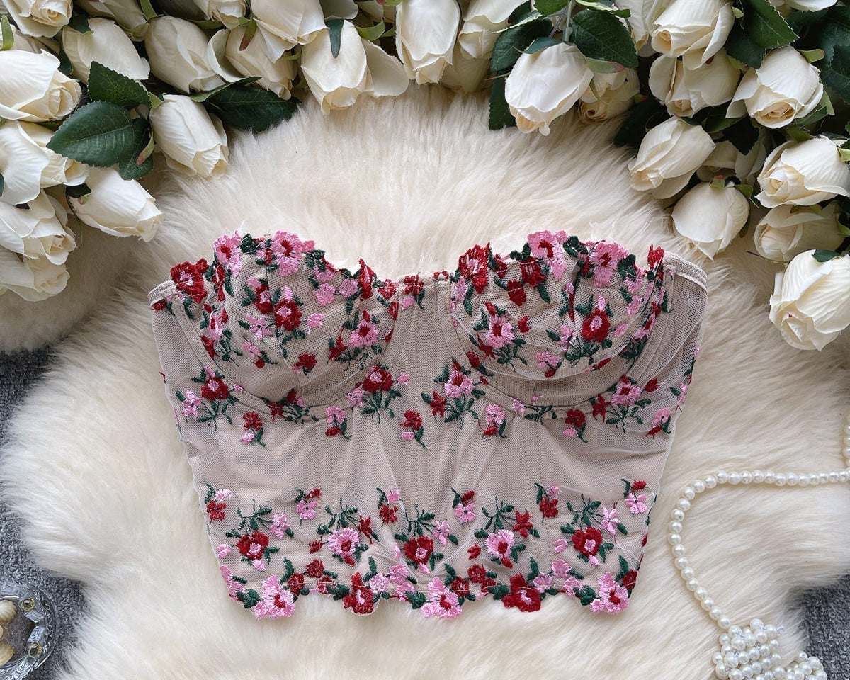 Off-shoulder Çiçek İşlemeli Dantel Bluz