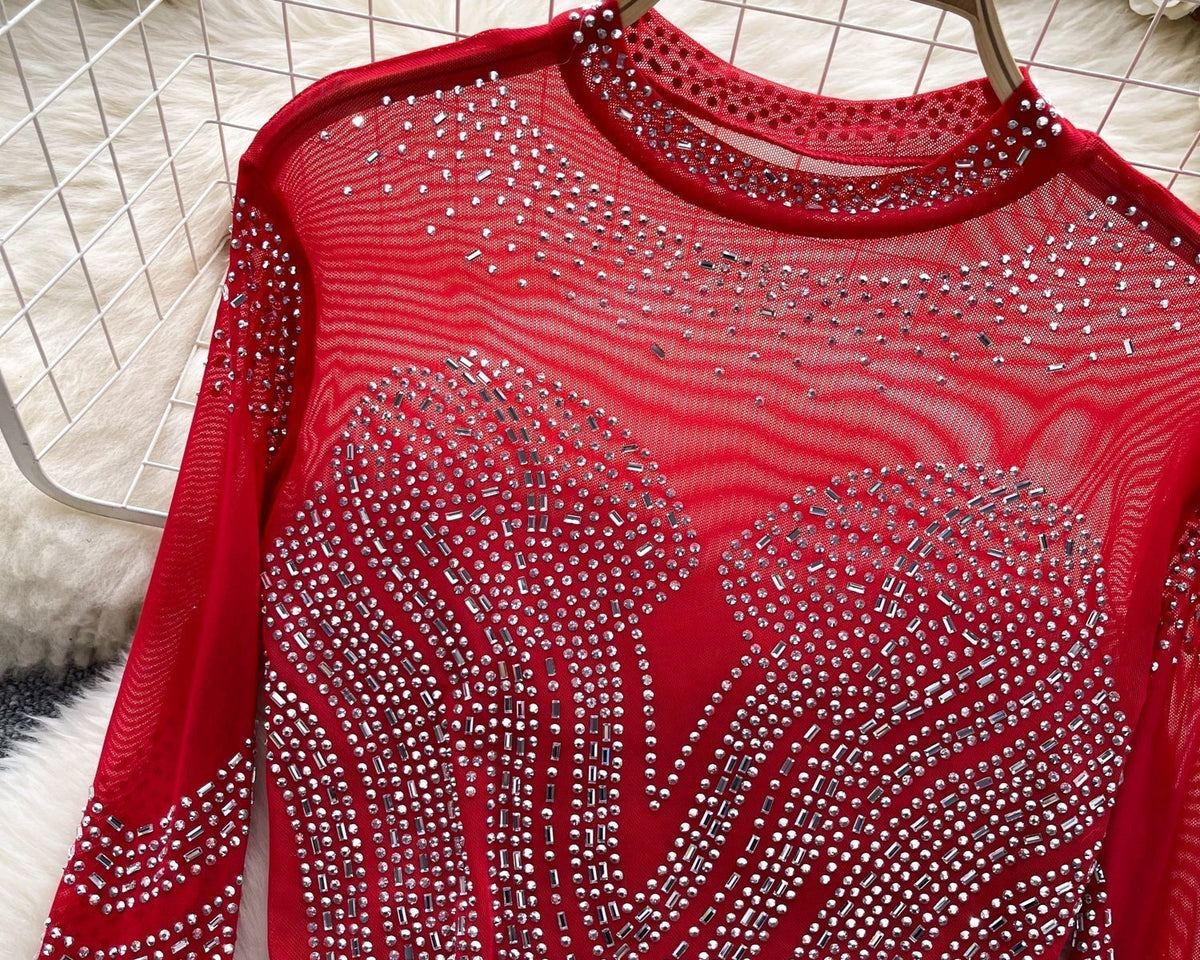 Boncuklu Yuvarlak Yaka Alt Tişört