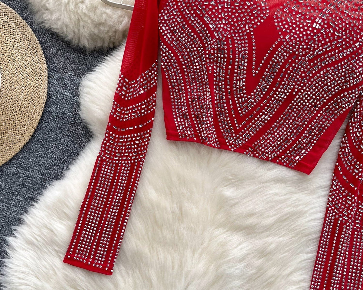 Boncuklu Yuvarlak Yaka Alt Tişört