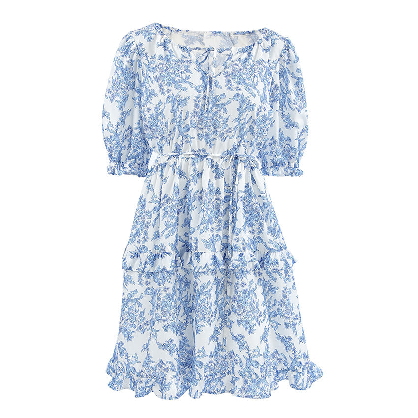 Çiçek Desenli Kısa Kollu Elbise