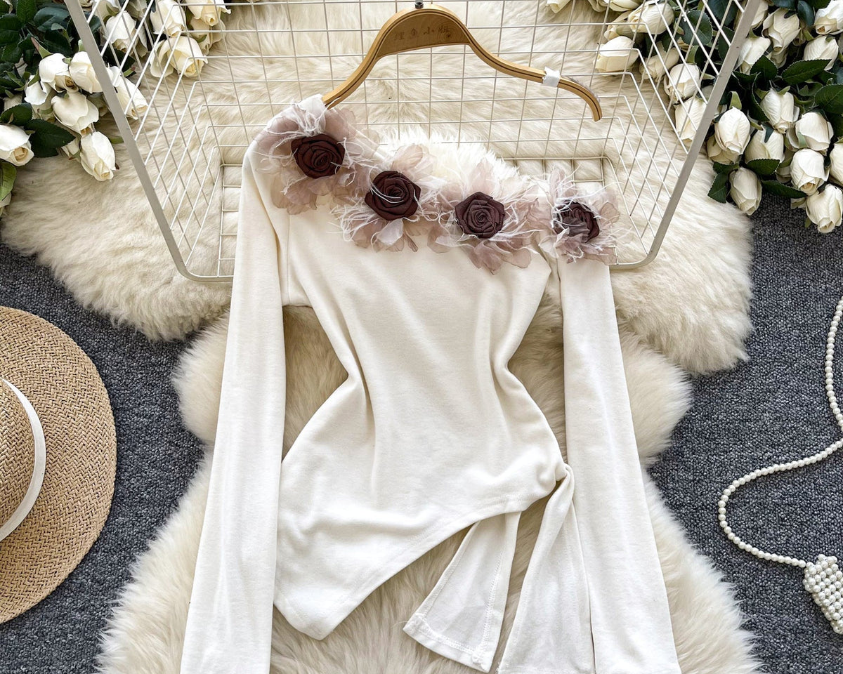 Asimetrik Eğik Yaka Çiçekli Bluz