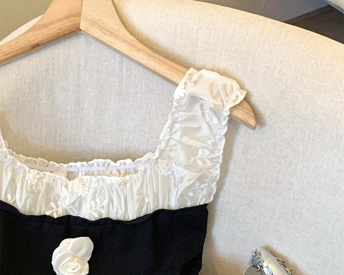 3D Çiçek Desenli Dantel Patchwork Üst