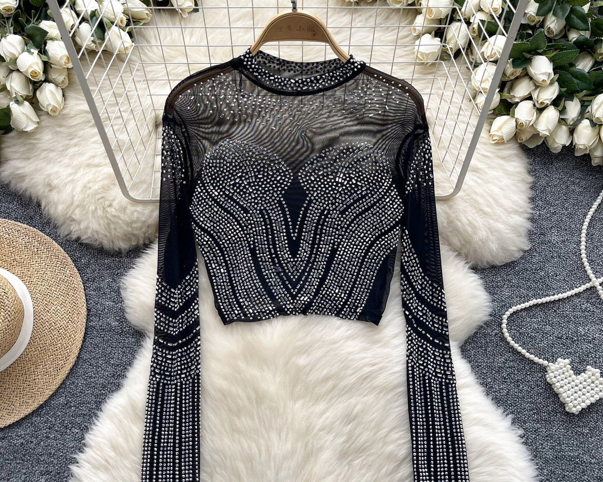 Boncuklu Yuvarlak Yaka Alt Tişört