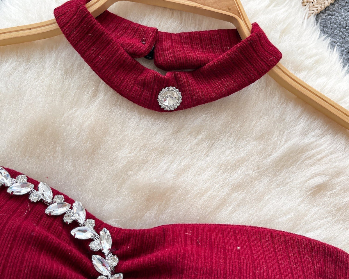 Boncuklu Yastıklı Üst ve Choker