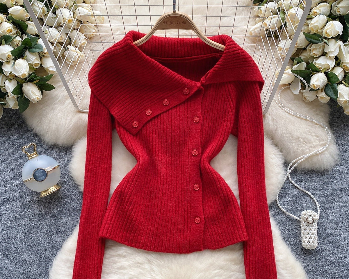 Yaka Detaylı Düz Renk Triko